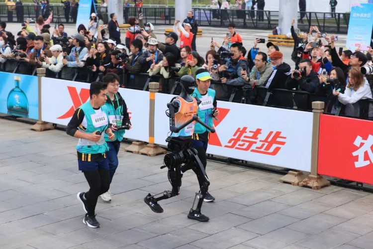 Who’s Powering the Humanoid Robotics Ecosystem in 2025?