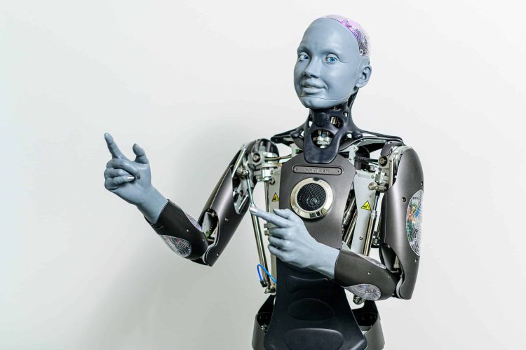 Will Humanoid Robots Become Legal Citizens by 2050? Exploring Rights, Responsibilities, and the Future of Robotic Personhood